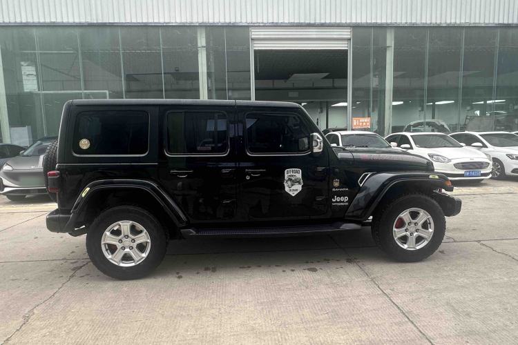 Used Jeep Wrangler 2018 2.0T Sahara Four-Door Edition Exterior 3