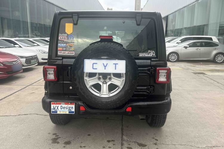 Used Jeep Wrangler 2018 2.0T Sahara Four-Door Edition Exterior 5
