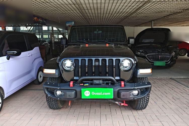 Used Jeep Wrangler 2018 2.0T Sahara Four-Door Edition Front