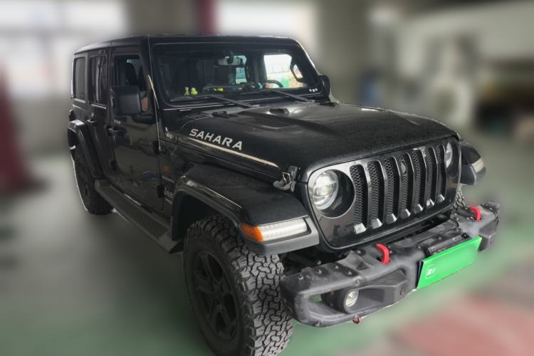Used Jeep Wrangler 2018 2.0T Sahara Four-Door Edition Front Right 45 Deg