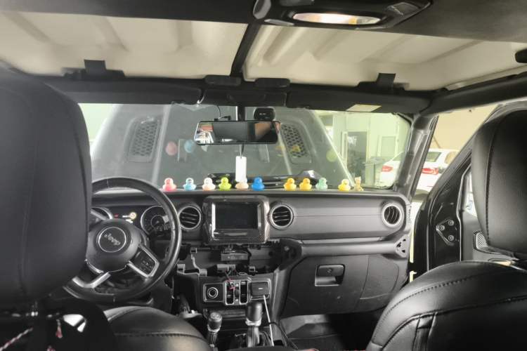 Used Jeep Wrangler 2018 2.0T Sahara Four-Door Edition Headliner