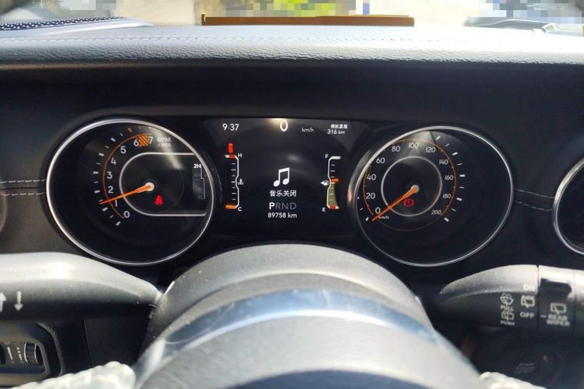 Used Jeep Wrangler 2018 2.0T Sahara Four-Door Edition Instrument Cluster