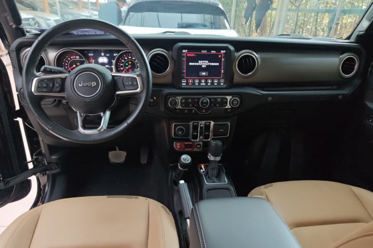 Used Jeep Wrangler 2018 2.0T Rubicon Four-Door Edition Interior 2