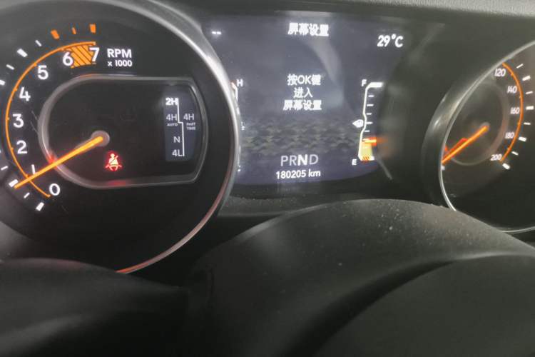 Used Jeep Wrangler 2018 2.0T Sahara Four-Door Edition Odometer Close Up