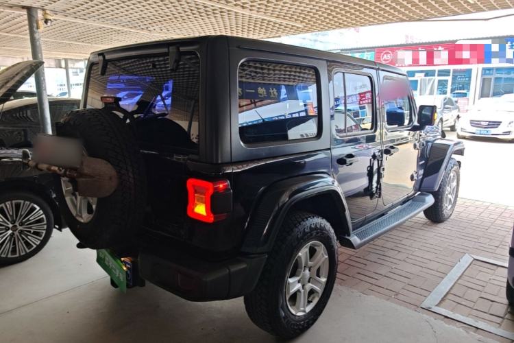 Used Jeep Wrangler 2018 2.0T Sahara Four-Door Edition Rear Right 45 Deg