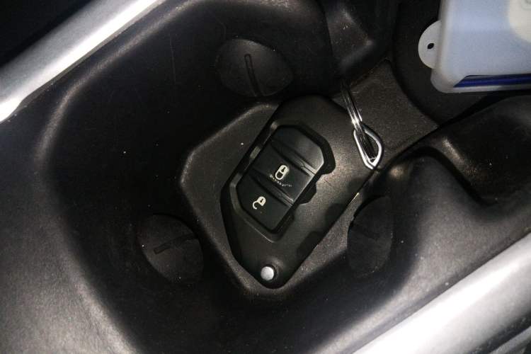 Used Jeep Wrangler 2018 2.0T Sahara Four-Door Edition Vehicle Key