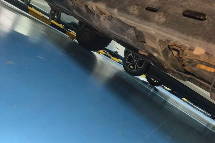 Used Jeep Wrangler 2018 2.0T Sahara Four-Door Edition Chassis Front Right