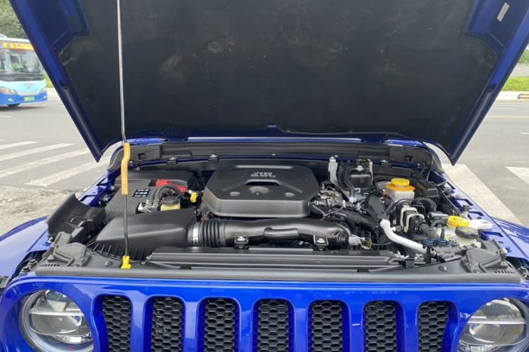 Used Jeep Wrangler 2018 2.0T Sahara Four-Door Edition Exterior 12