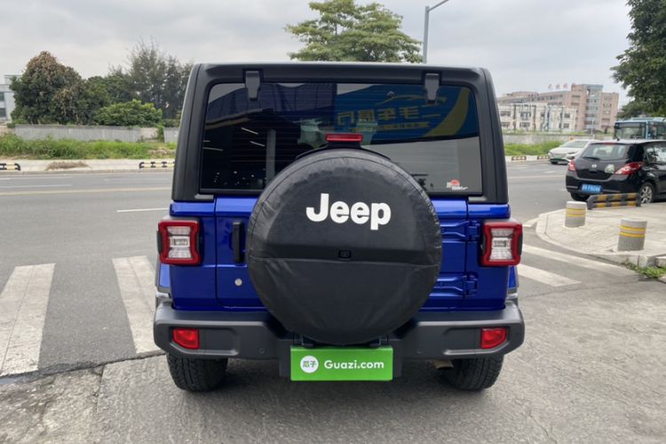Used Jeep Wrangler 2018 2.0T Sahara Four-Door Edition Exterior 4