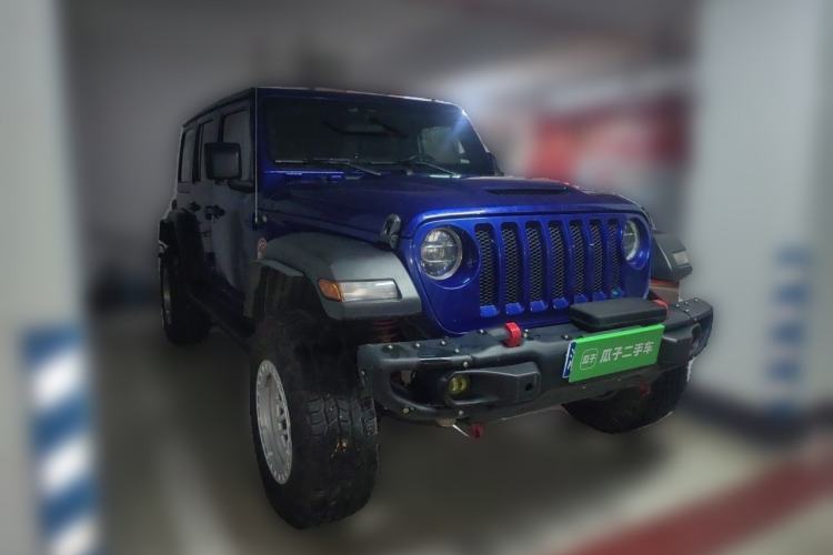 Used Jeep Wrangler 2018 2.0T Sahara Four-Door Edition Front Right 45 Deg