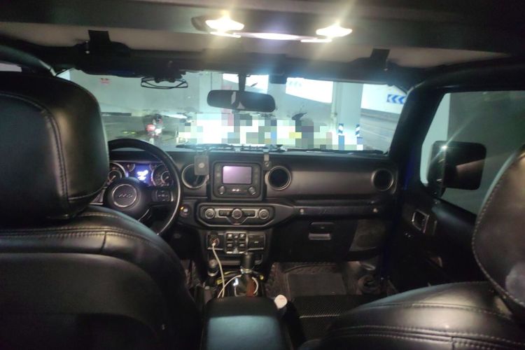 Used Jeep Wrangler 2018 2.0T Sahara Four-Door Edition Headliner