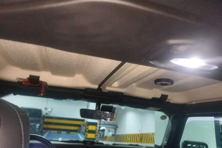 Used Jeep Wrangler 2018 2.0T Sahara Four-Door Edition Headliner