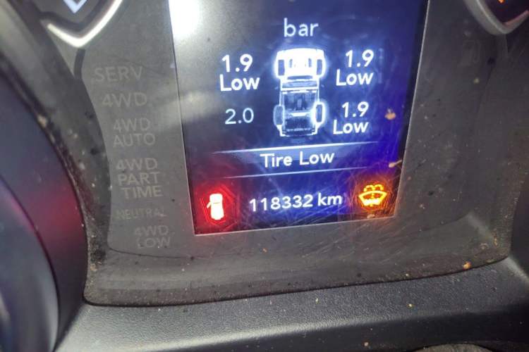 Used Jeep Wrangler 2018 2.0T Sahara Four-Door Edition Odometer Close Up