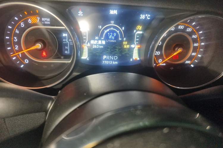 Used Jeep Wrangler 2018 2.0T Sahara Four-Door Edition Odometer Close Up