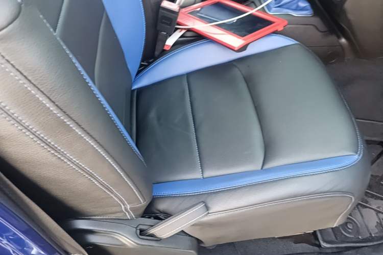 Used Jeep Wrangler 2018 2.0T Sahara Four-Door Edition Right Front Seat