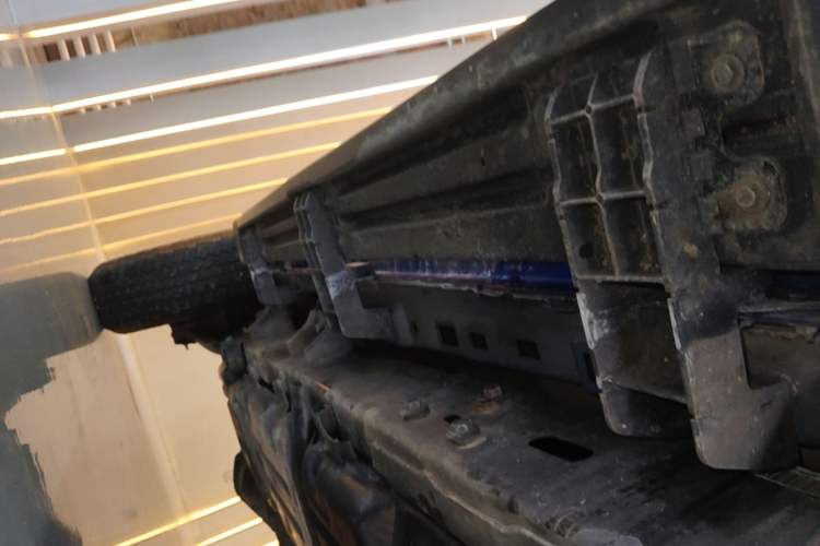 Used Jeep Wrangler 2018 2.0T Sahara Four-Door Edition Right Side Sill