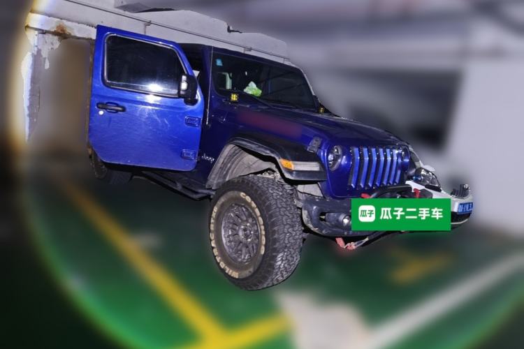 Used Jeep Wrangler 2018 2.0T Sahara Four-Door Edition Front Right 45 Deg