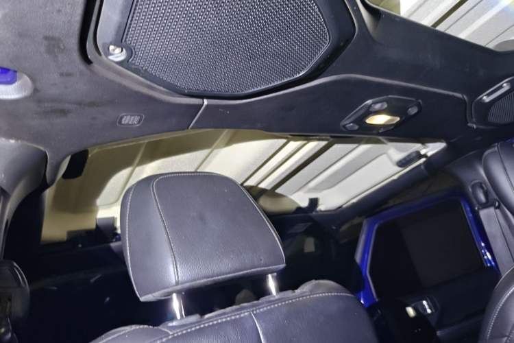 Used Jeep Wrangler 2018 2.0T Sahara Four-Door Edition Headliner