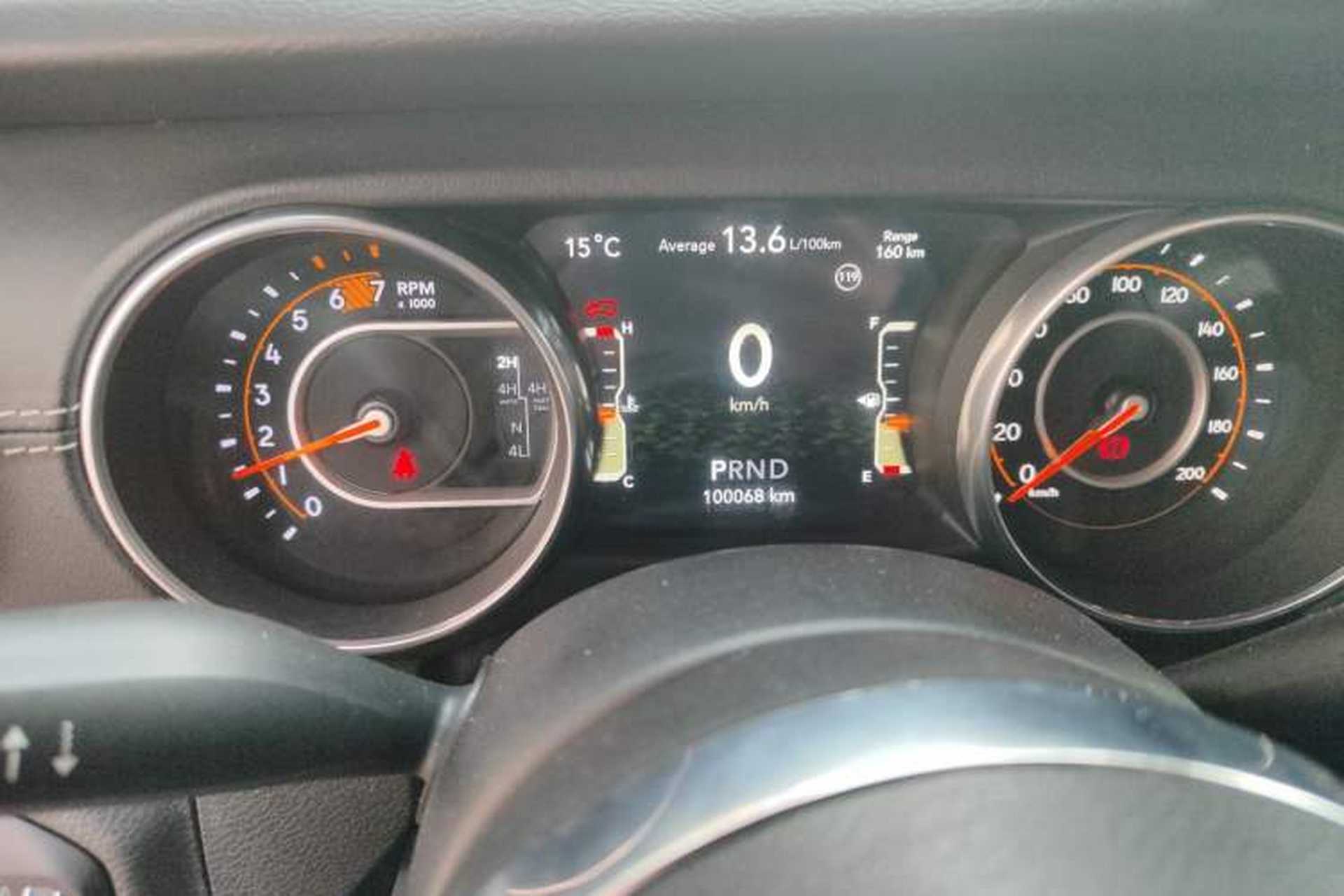 Used Jeep Wrangler 2018 2.0T Sahara Four-Door Edition Instrument Cluster