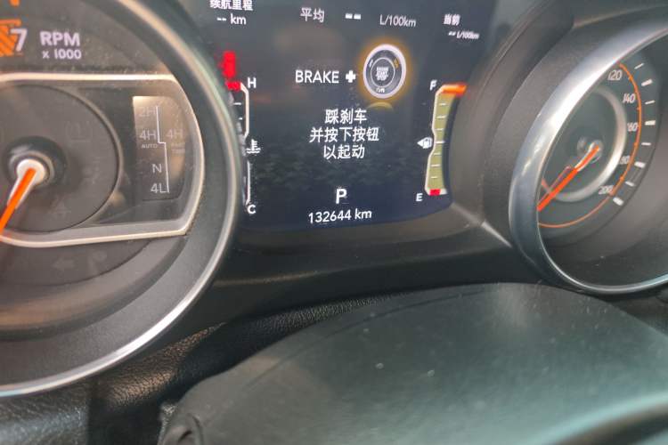 Used Jeep Wrangler 2018 2.0T Sahara Four-Door Edition Odometer Close Up