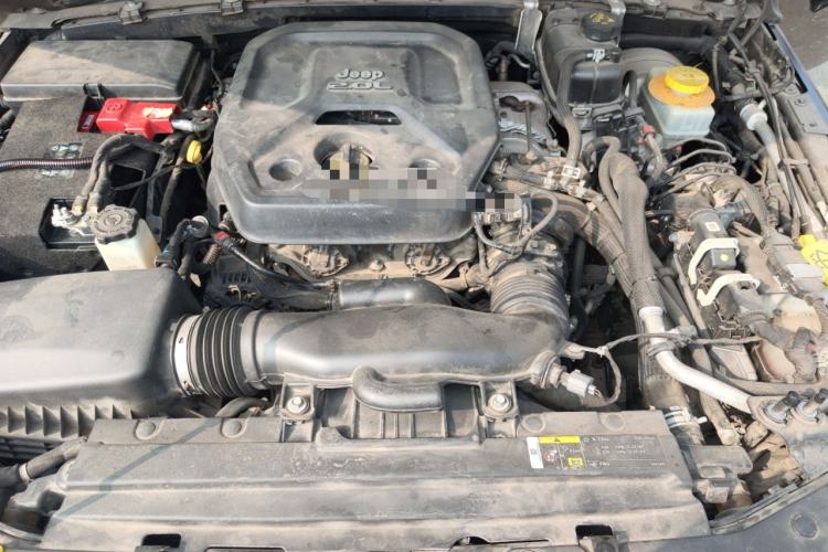 Used Jeep Wrangler 2018 2.0T Sahara Four-Door Edition Engine Bay