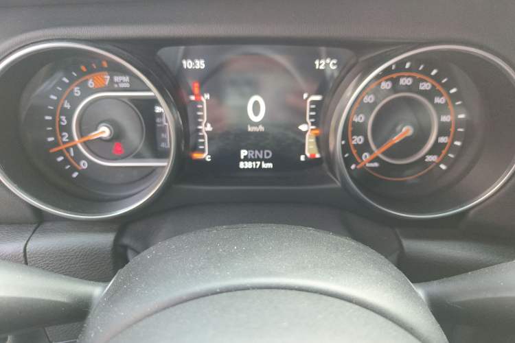 Used Jeep Wrangler 2018 2.0T Sahara Four-Door Edition Odometer Close Up