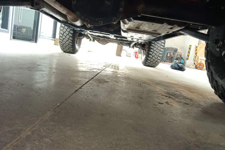 Used Jeep Wrangler 2018 2.0T Sahara Four-Door Edition Chassis Rear