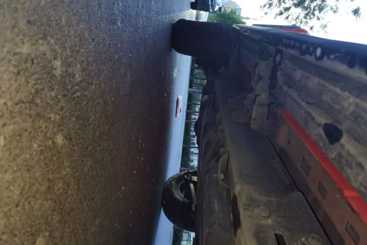 Used Jeep Wrangler 2018 2.0T Sahara Four-Door Edition Chassis Front Right