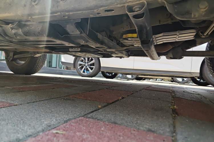 Used Jeep Wrangler 2018 2.0T Sahara Four-Door Edition Chassis Front Right