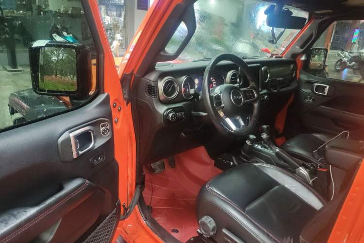 Used Jeep Wrangler 2018 2.0T Rubicon Four-Door Edition Driver Seat