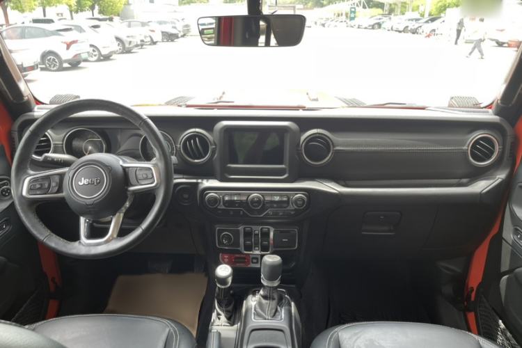 Used Jeep Wrangler 2018 2.0T Sahara Four-Door Edition Exterior 1