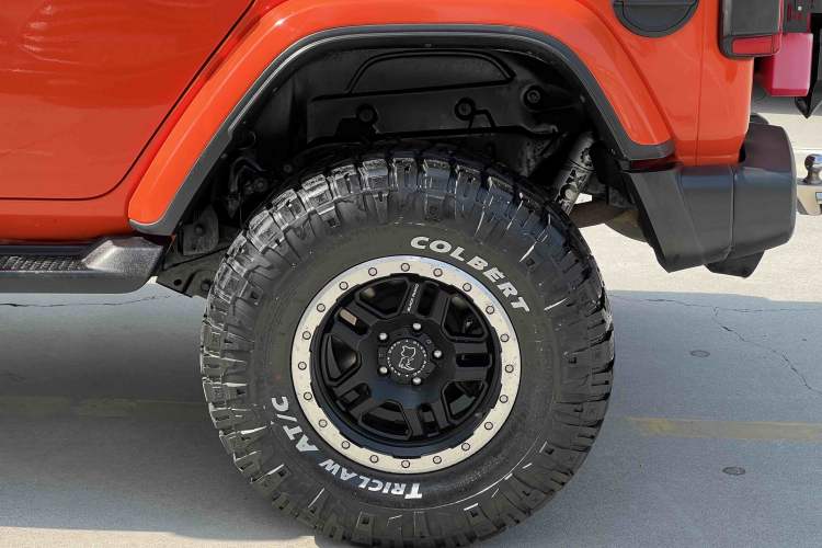 Used Jeep Wrangler 2018 2.0T Sahara Four-Door Edition Exterior 15