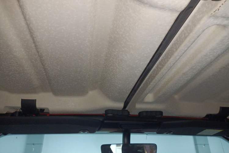 Used Jeep Wrangler 2018 2.0T Sahara Four-Door Edition Headliner