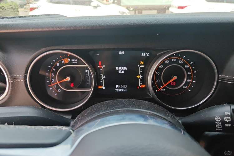 Used Jeep Wrangler 2018 2.0T Sahara Four-Door Edition Instrument Cluster