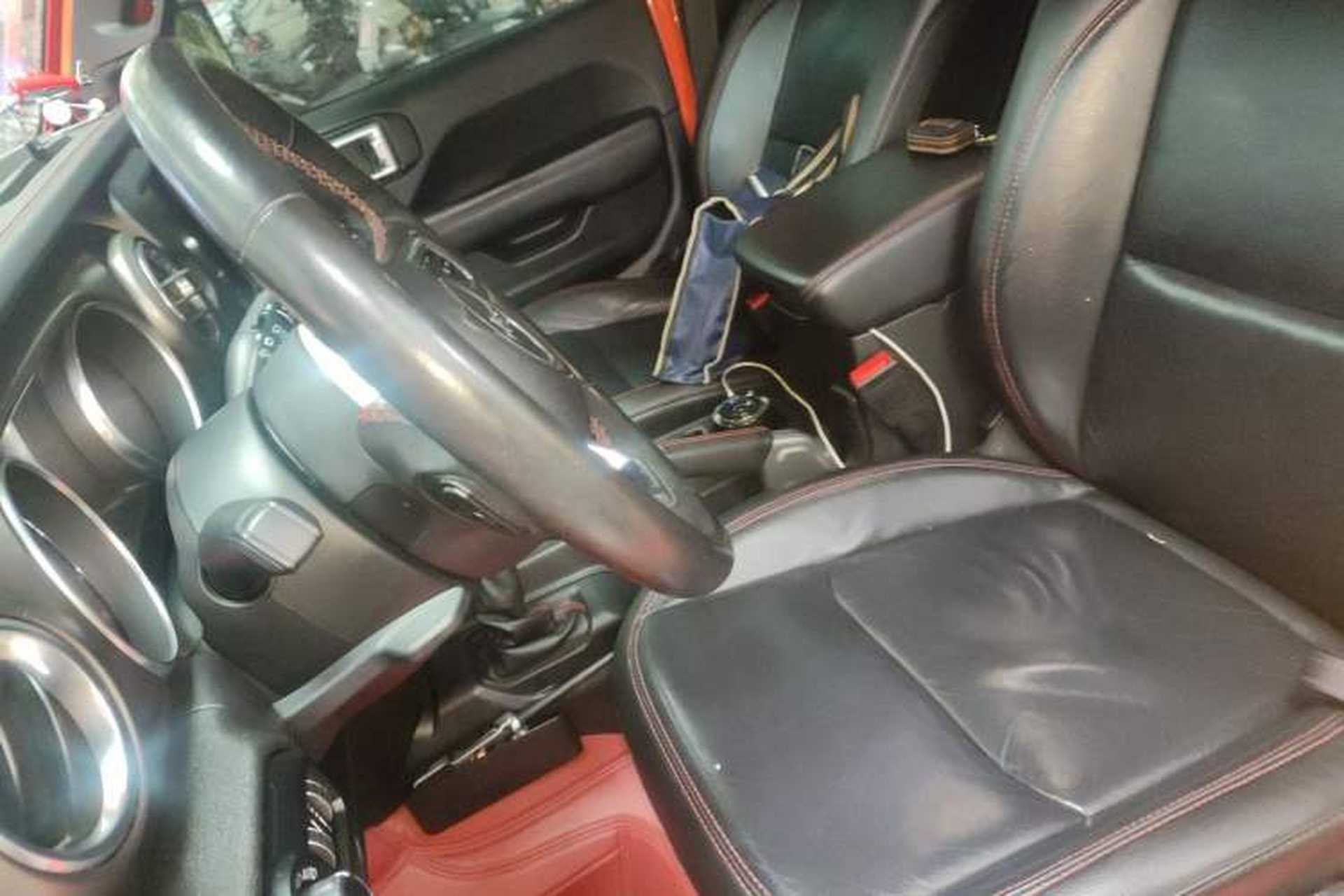 Used Jeep Wrangler 2018 2.0T Rubicon Four-Door Edition Left Front Seat