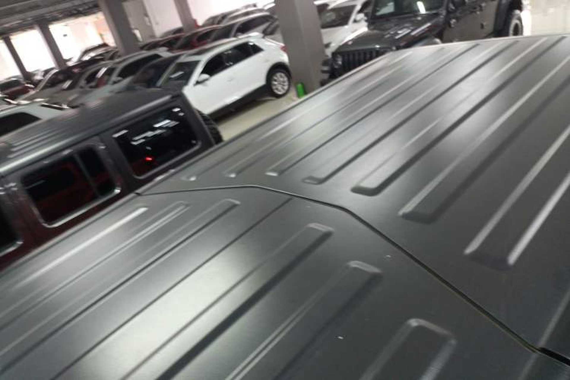 Used Jeep Wrangler 2018 2.0T Sahara Four-Door Edition Roof