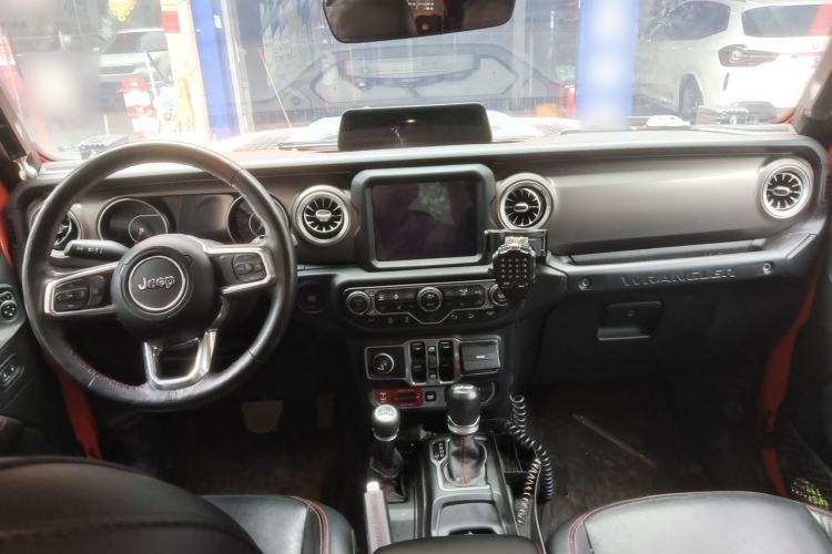 Used Jeep Wrangler 2018 2.0T Rubicon Four-Door Edition Center Console