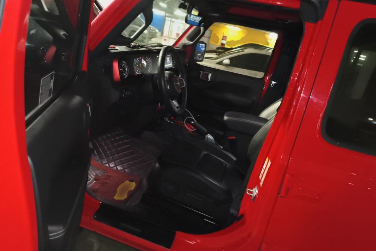 Used Jeep Wrangler 2018 2.0T Sahara Four-Door Edition Driver Seat