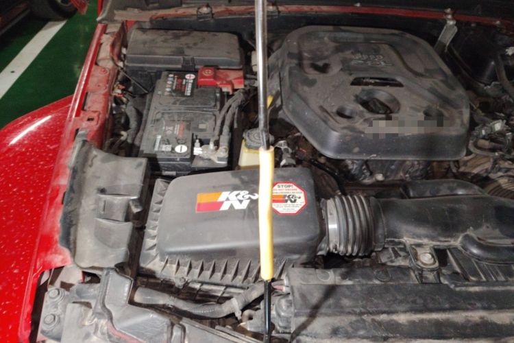 Used Jeep Wrangler 2018 2.0T Sahara Four-Door Edition Engine Bay Right