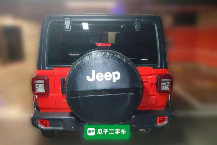 Used Jeep Wrangler 2018 2.0T Sahara Four-Door Edition Exterior 4