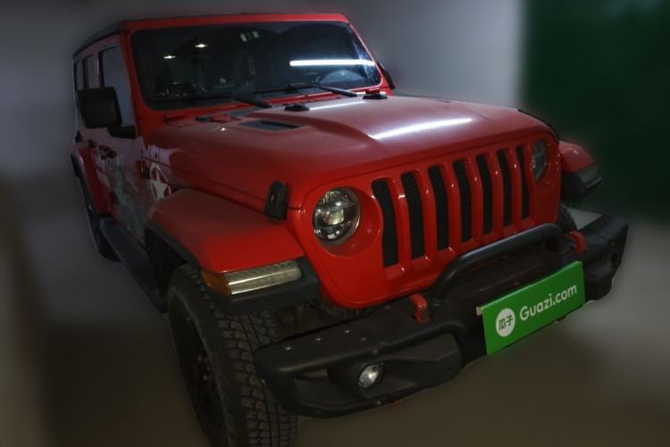 Used Jeep Wrangler 2018 2.0T Sahara Four-Door Edition Front Right 45 Deg