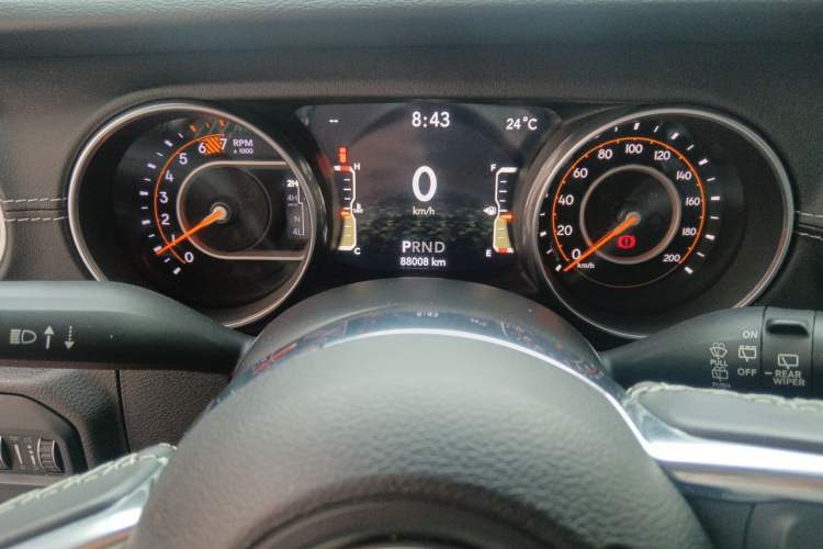 Used Jeep Wrangler 2018 2.0T Sahara Four-Door Edition Odometer Close Up