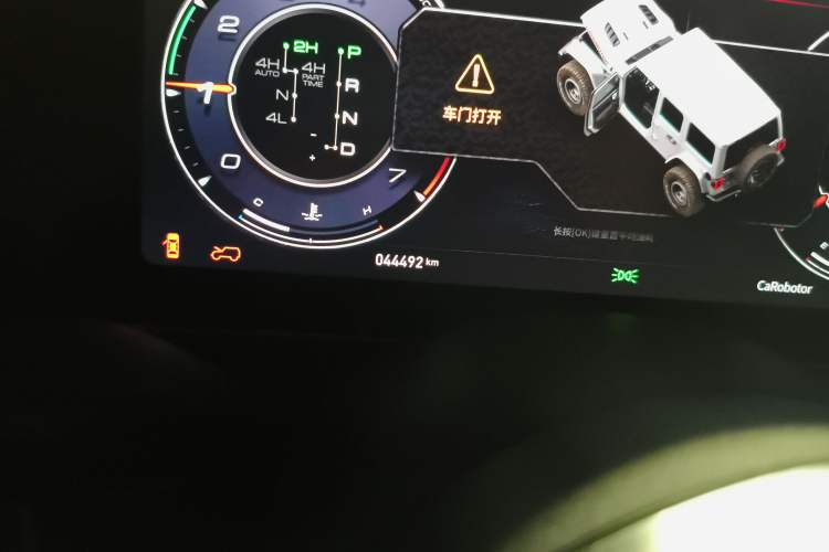 Used Jeep Wrangler 2018 2.0T Sahara Four-Door Edition Odometer Close Up