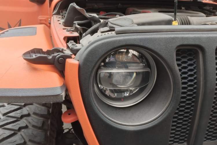Used Jeep Wrangler 2018 2.0T Rubicon Four-Door Edition Right Front Headlight