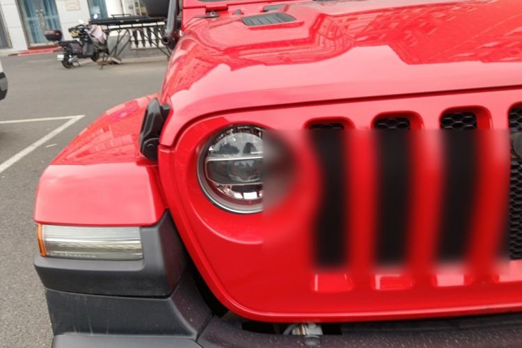 Used Jeep Wrangler 2018 2.0T Sahara Four-Door Edition Right Front Headlight