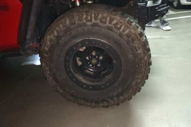 Used Jeep Wrangler 2018 2.0T Rubicon Four-Door Edition Right Front Wheel Hub