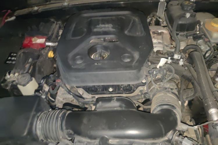 Used Jeep Wrangler 2018 2.0T Rubicon Four-Door Edition Engine Bay