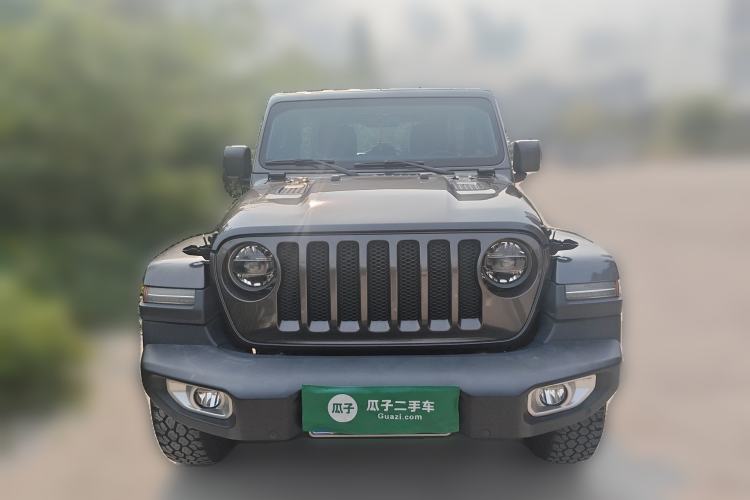 Used Jeep Wrangler 2018 2.0T Sahara Four-Door Edition Front