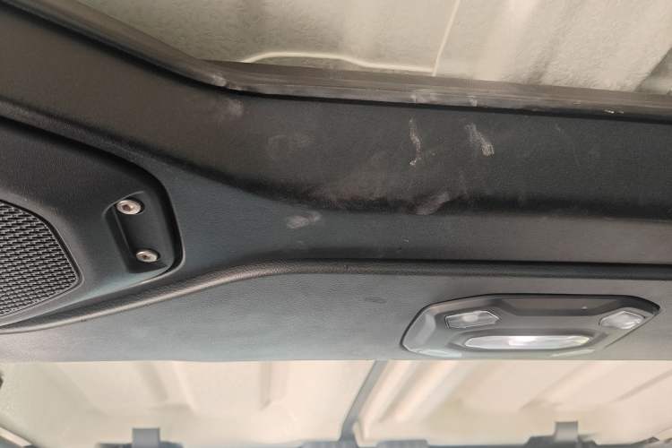 Used Jeep Wrangler 2018 2.0T Sahara Four-Door Edition Headliner