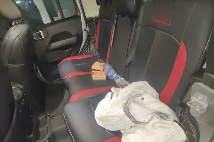 Used Jeep Wrangler 2018 2.0T Rubicon Four-Door Edition Left Rear Seat